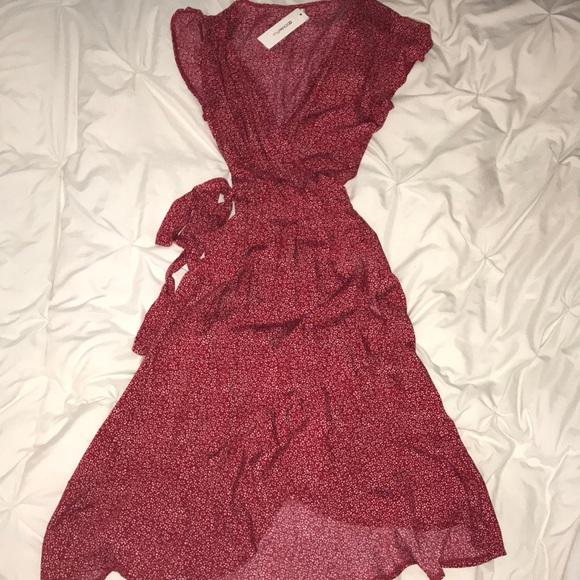 Order Plus Dress - Picture 2 of 5